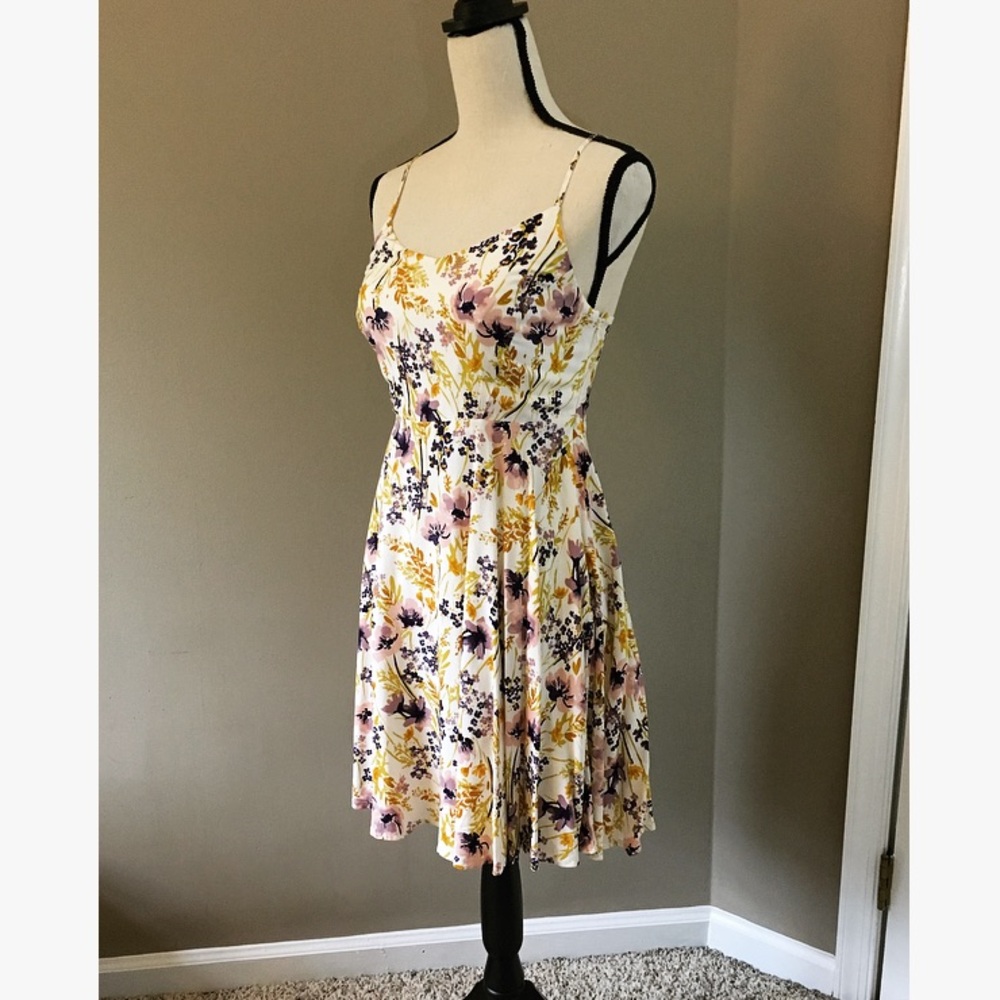 *BRAND NEW* Floral Fit-and-Flare Dress